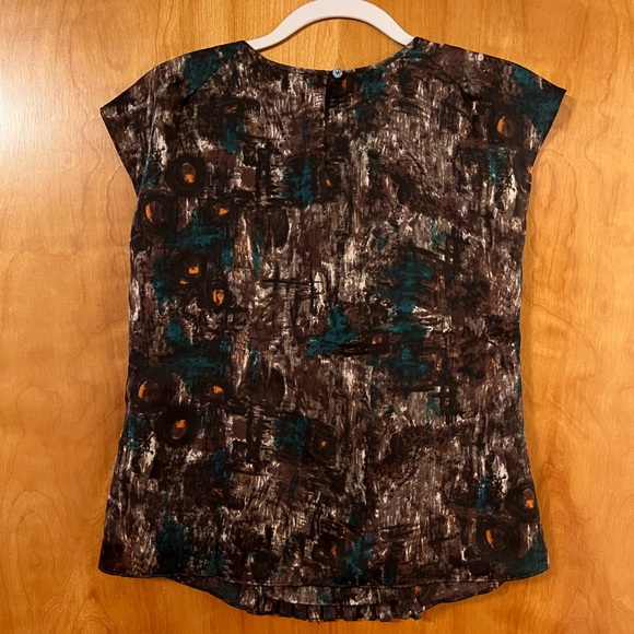 Talbots Sleeveless Top Brown Abstract Pleated Career NWOT Size Petite 8P - Picture 8 of 13